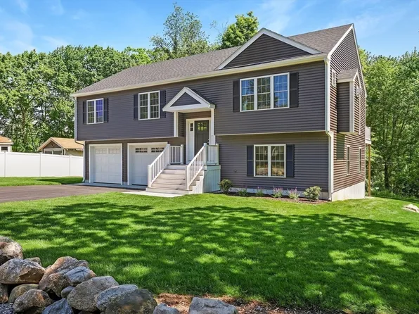 206 High St, Abington, MA 02351