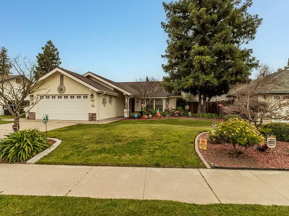 5109 W Nicholas Avenue, Visalia, CA 93291