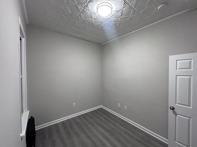 2512 Central Ave #1 — Photo 11