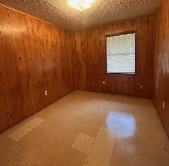 1506 Briarwood Dr — Photo 6