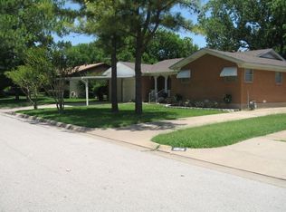 4612 Mackey Dr, North Richland Hills, TX 76180