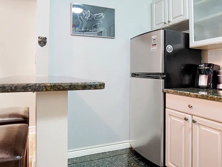 80 Park Ave #6D — Photo 5