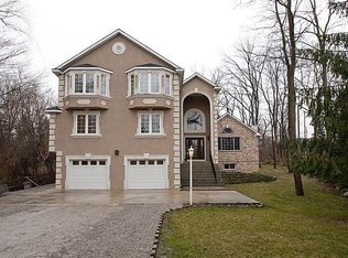 2382 Valley Dr, Ypsilanti, MI 48197