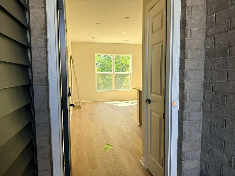7231 Grandway Dr — Photo 28