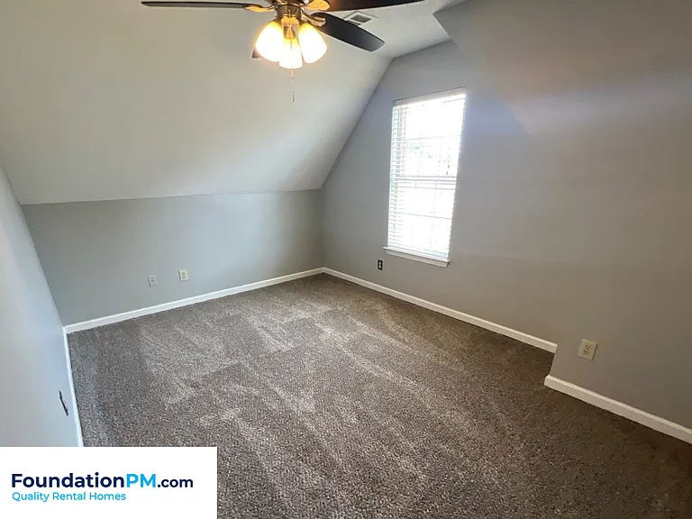 7063 Beringer Dr S — Photo 15