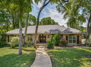 9406 Dixie Ln, Dallas, TX