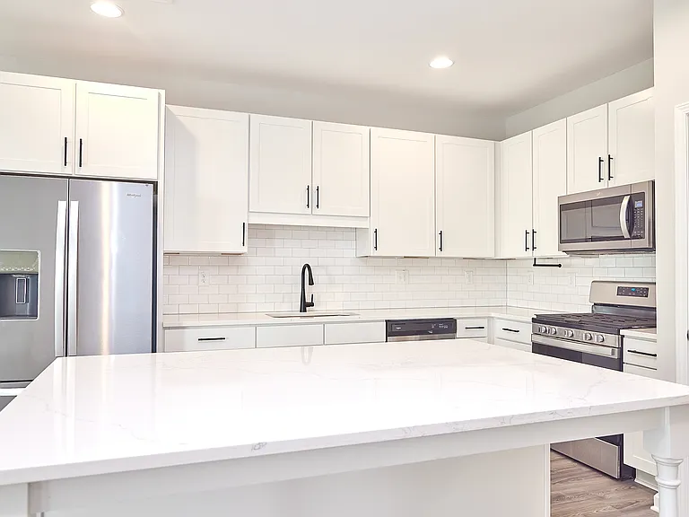 2890 Royal Heights Dr NW #1 — Photo 8