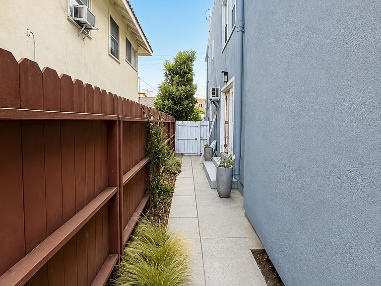 4308 Gateway Ave #1 — Photo 20