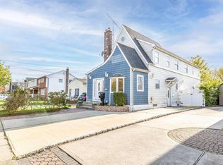 1334 Bellmore Rd, Bellmore, NY 11710