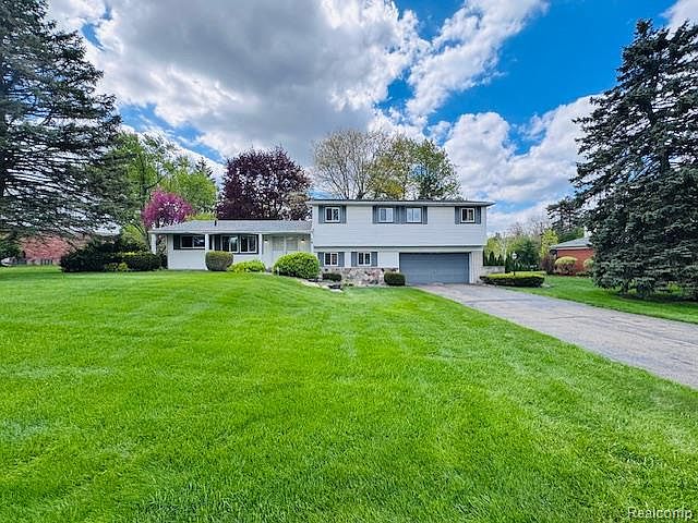 1st image of 2712 Rambling Way