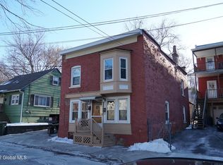 26 Orchard St, Cohoes, NY 12047