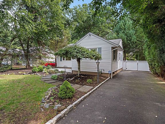 2nd image of 240 Highland Ave