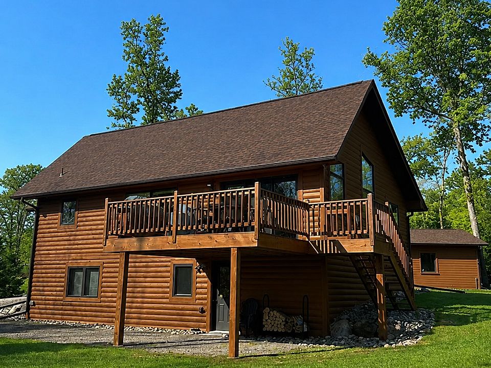 1st image of 940 Maple Crest Dr NW