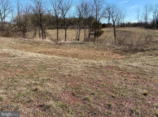 102 Bridge Valley Rd, Gettysburg, PA 17325