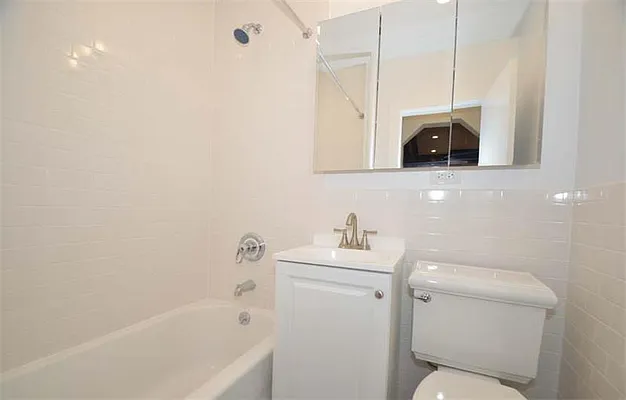 Rented by Buchbinder & Warren | media 9