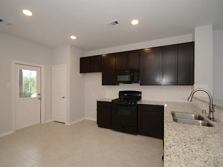 3443 Brazos Falls Dr — Photo 21