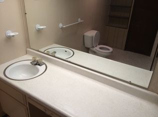 9146 Covered Bridge Rd, Baltimore, MD 21234