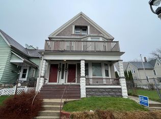 2212 N Holton St, Milwaukee, WI 53212