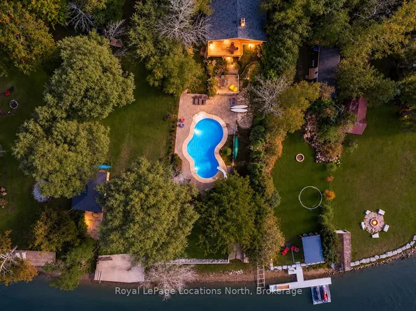 280 Oxbow Park Dr, Wasaga Beach, ON L9Z 2V6