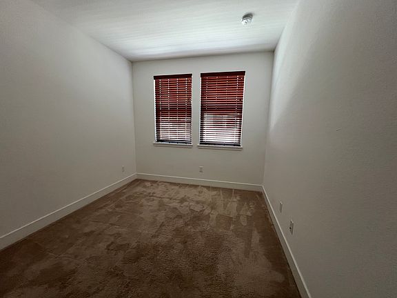 4th image of 3555 Teeling Way