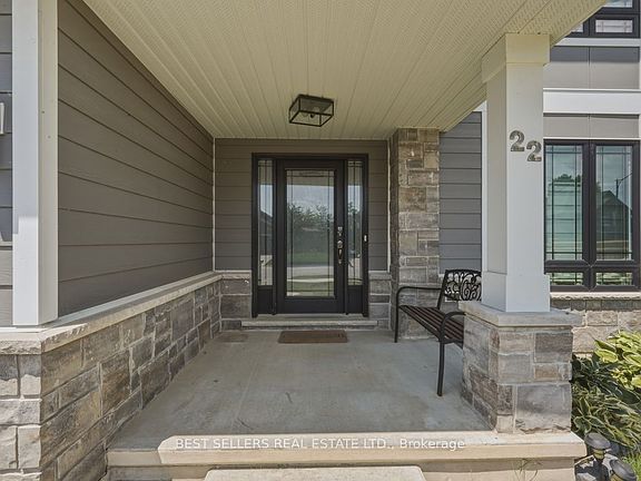 5th image of 22 Weir Cres