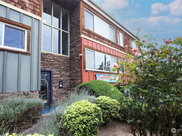 3636 Evanston Avenue N #13, Seattle, WA 98103