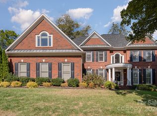 3928 Fawn Hill Rd, Matthews, NC 28105