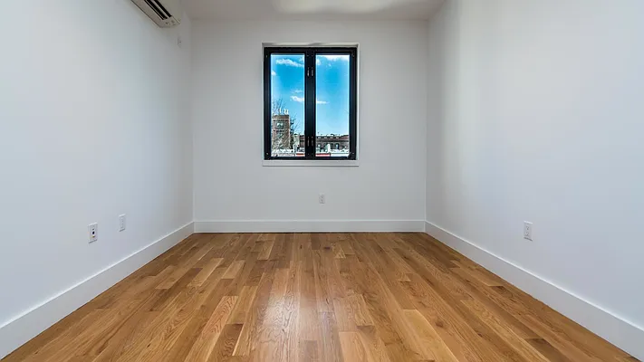 Rented by Nooklyn NYC LLC | media 7