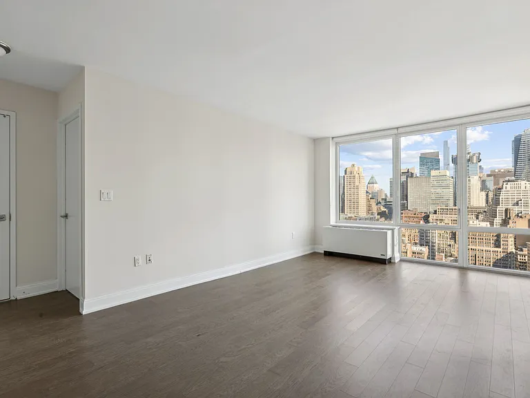 125 W 31st St #27D — Photo 25