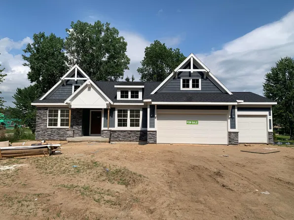 7060 Pinehurst Dr NE, Rockford, MI 49341