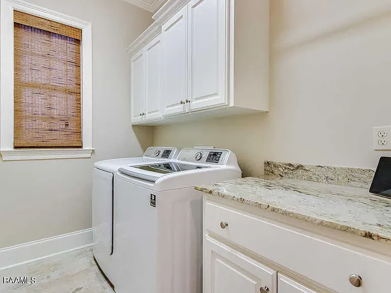202 Grassland Ave — Photo 10