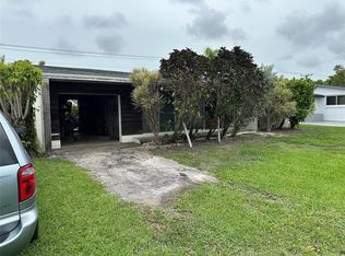 4601 SW 94th Ave, Miami, FL 33165