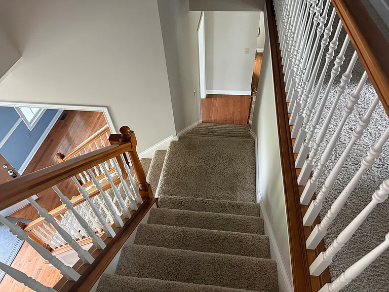 678 Union Dr — Photo 25