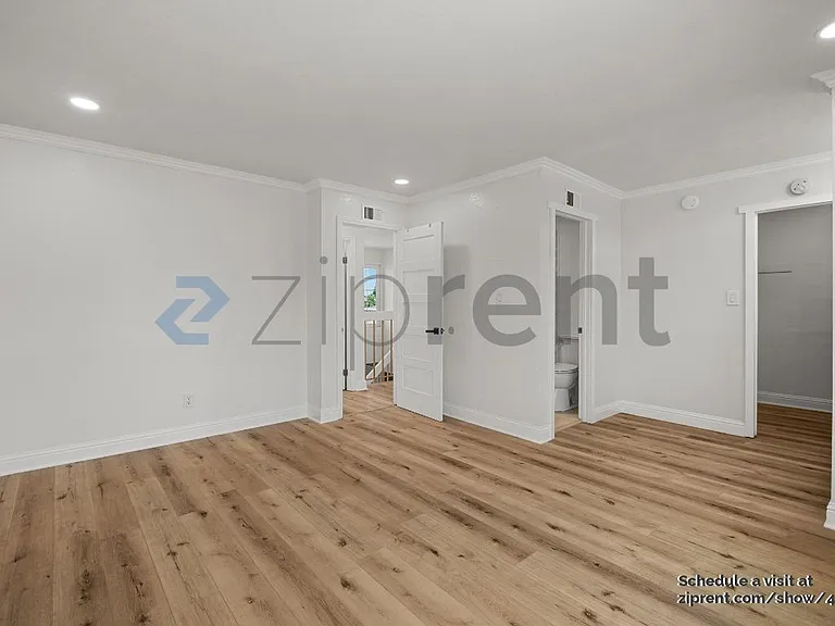 4574 Ellen Way — Photo 36