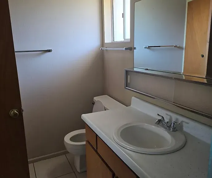 2324 W Orangewood Ave #5 — Photo 6