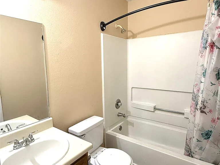 9023 Kalewood Dr — Photo 12