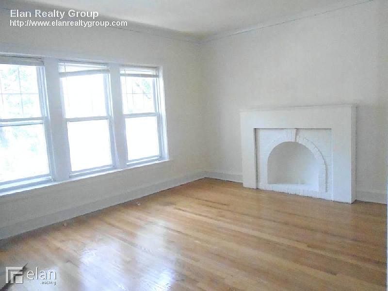 1st image of 7508 N Winchester Ave #3