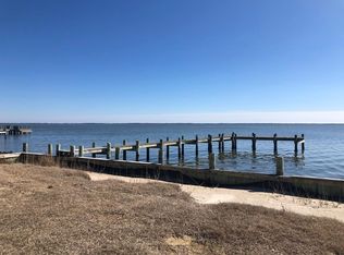 1007 Bayside Rd, Greenbackville, VA 23356