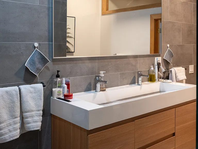 21 Wormwood St #609 — Photo 4