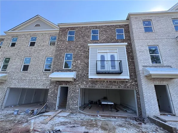 2737 Hallwood Ln, Suwanee, GA 30024