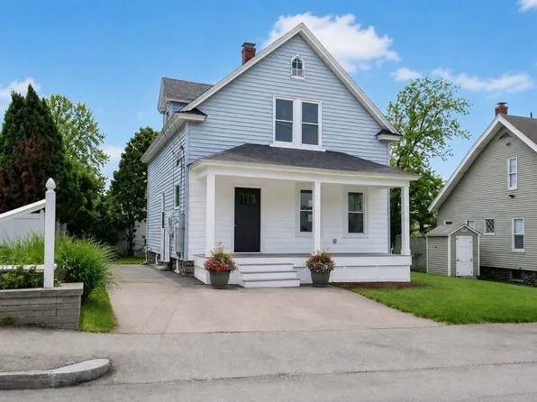 28 Greendale Ave, Worcester, MA 01606