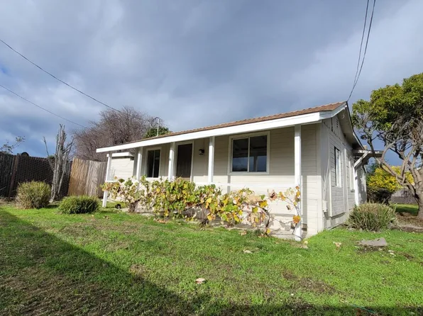454 Hyland Dr #B, Salinas, CA 93907