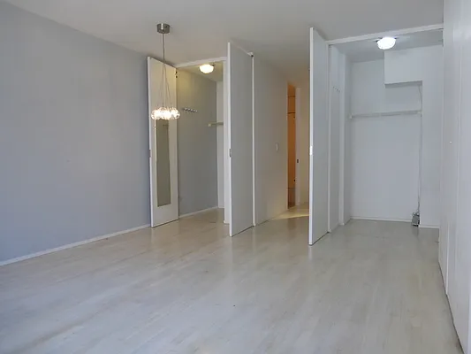 Rented by Yoon Realty Group | media 25