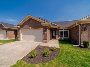 8129 Delta Cir, Louisville, KY 40228