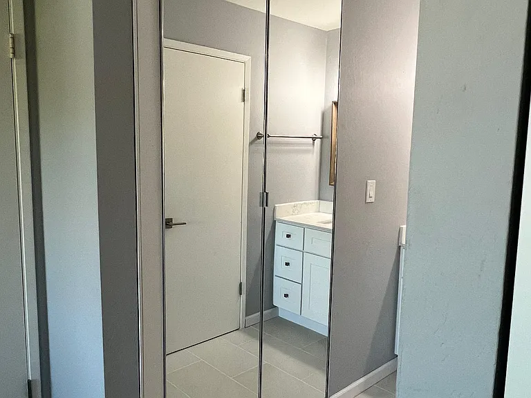 303 Ulmer Ct #10 — Photo 17