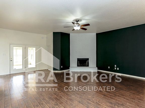 3rd image of 2802 Southwood Dr #Southwood2802