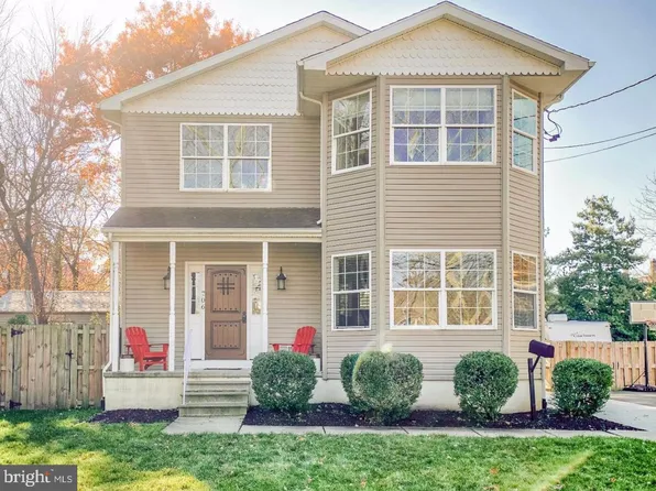 706 Main St, Riverton, NJ 08077