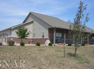 20034 Sterling Rd, Bloomington, IL 61705