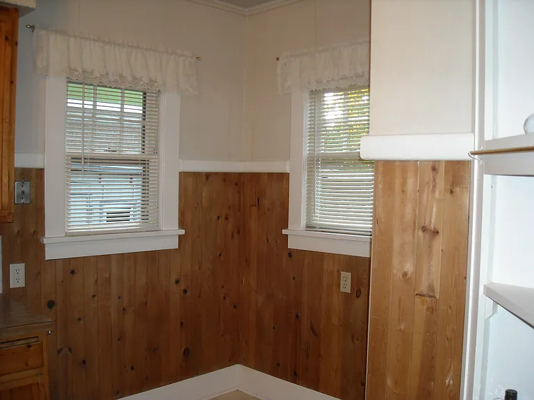 6335 N Mobile Ave — Photo 7