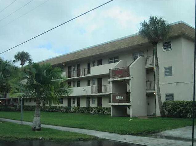 1st image of 1550 NE 191st St APT 103